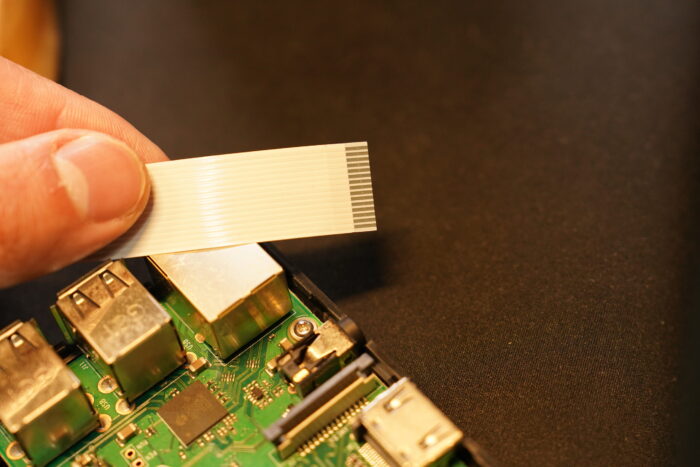 camera-cable-connector