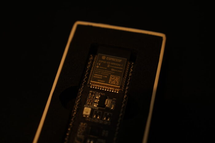 ESP32-S3-DevKitC-1-N8R2-giteki
